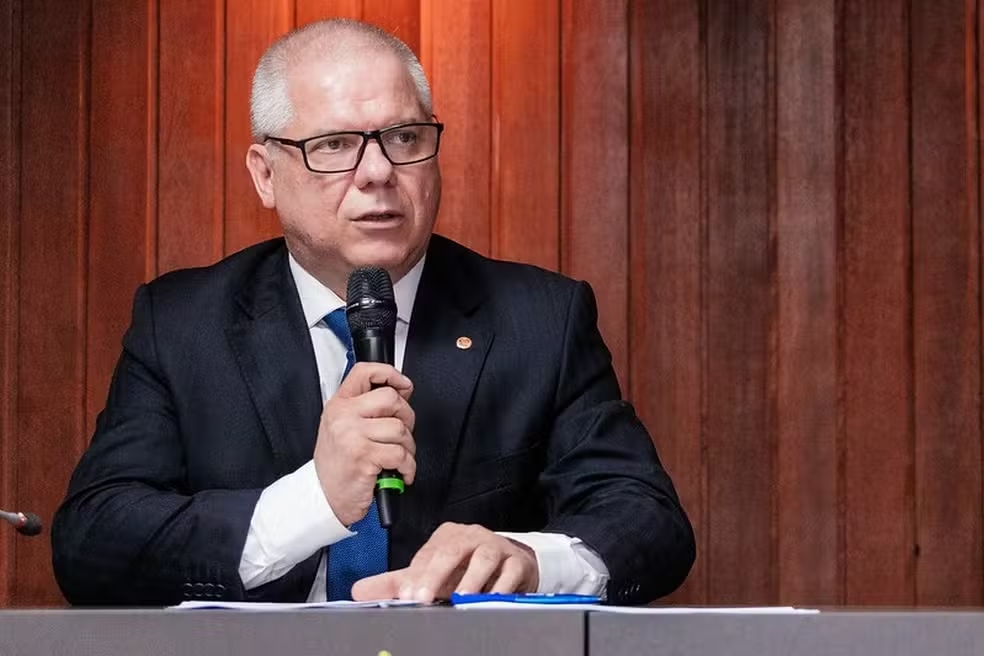 Presidente do INSS, Alessandro Stefanutto, é demitido após operação sobre fraudes