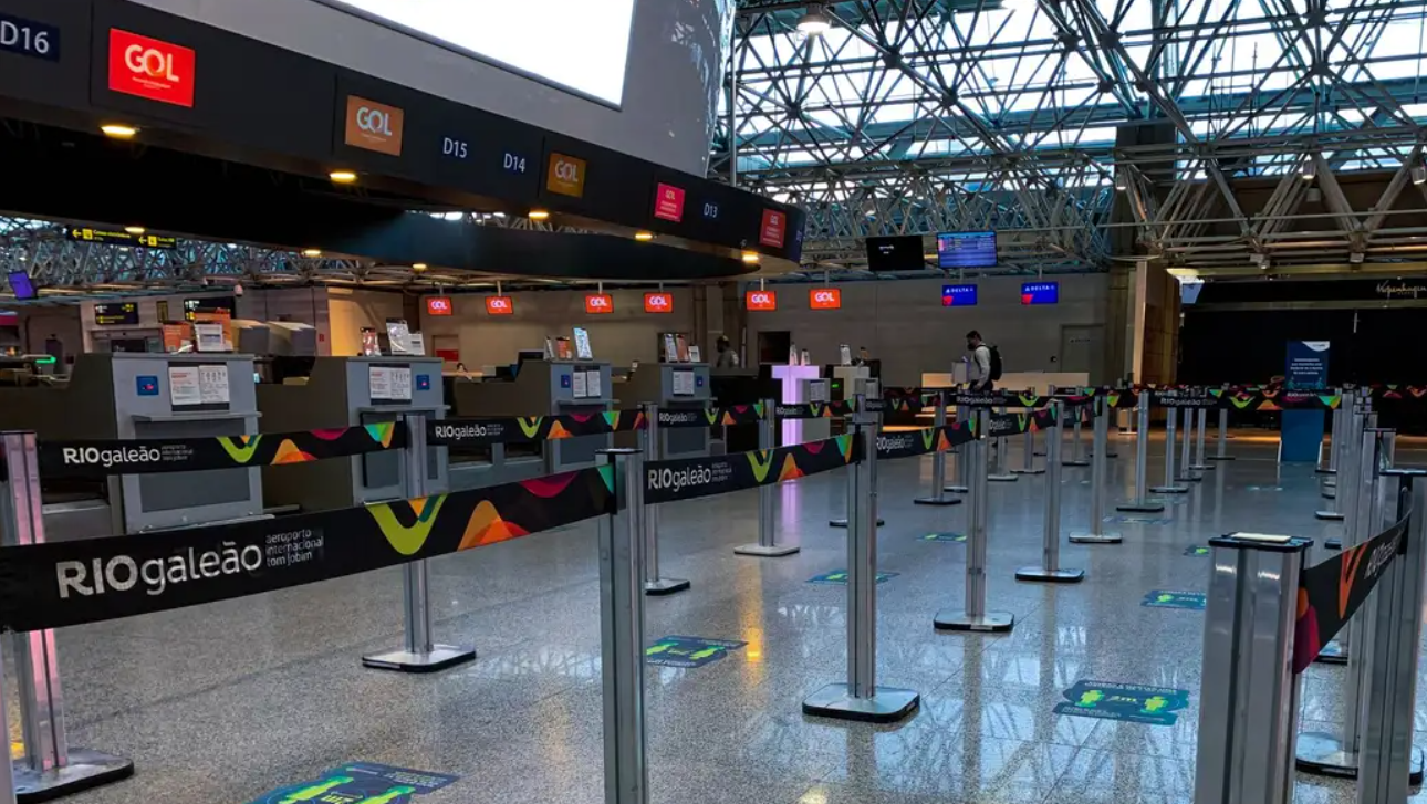 Morre Íris Lettieri, conhecida por ser a voz do Aeroporto do RJ