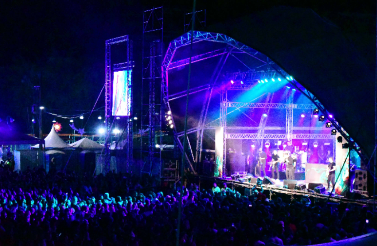 Exapicor 2025 começa hoje em Resende com show do Sorriso Maroto