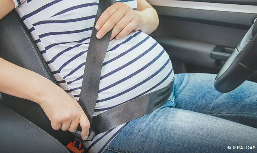 Médicos alertam para cuidados no volante durante gestação e puerpério