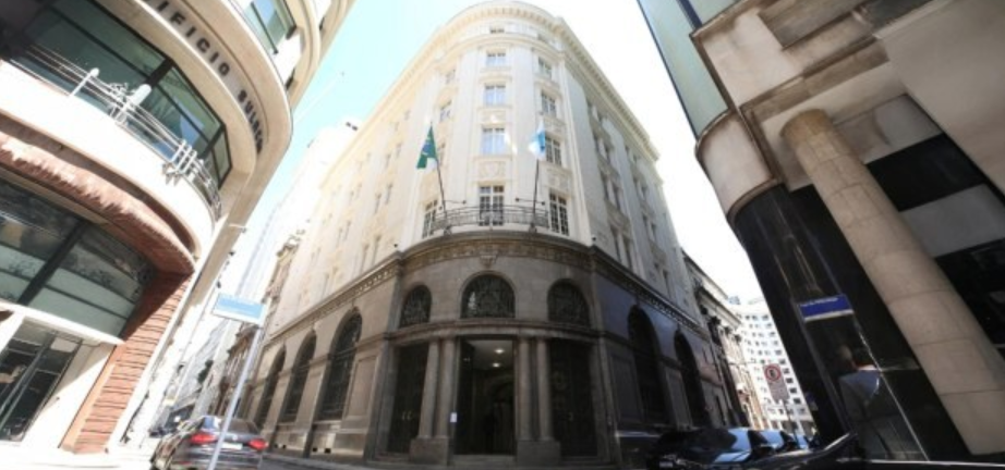 TRE-RJ articula estratégia contra crime organizado para as Eleições de 2026