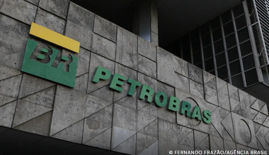 Petrobras aprova plano de demissão voluntária para até 1,1 mil pessoas
