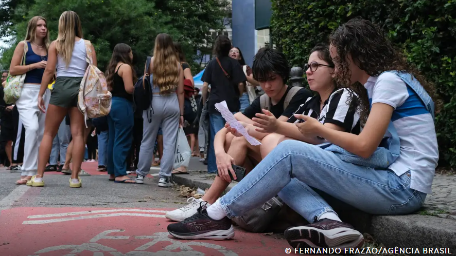 Enem 2025: entenda quem pode solicitar a reaplicação das provas