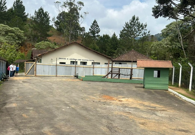 Itatiaia inicia obras de melhorias em escola e creche de Maromba