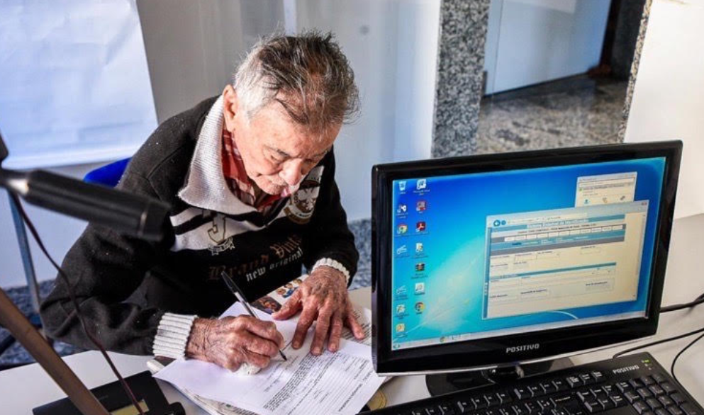 Detran RJ terá atendimento especial neste sábado para emissão da nova CIN; Resende e Volta Redonda contarão com postos em shoppings