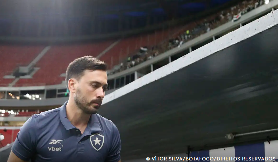 Botafogo anuncia saída do técnico italiano Davide Ancelotti