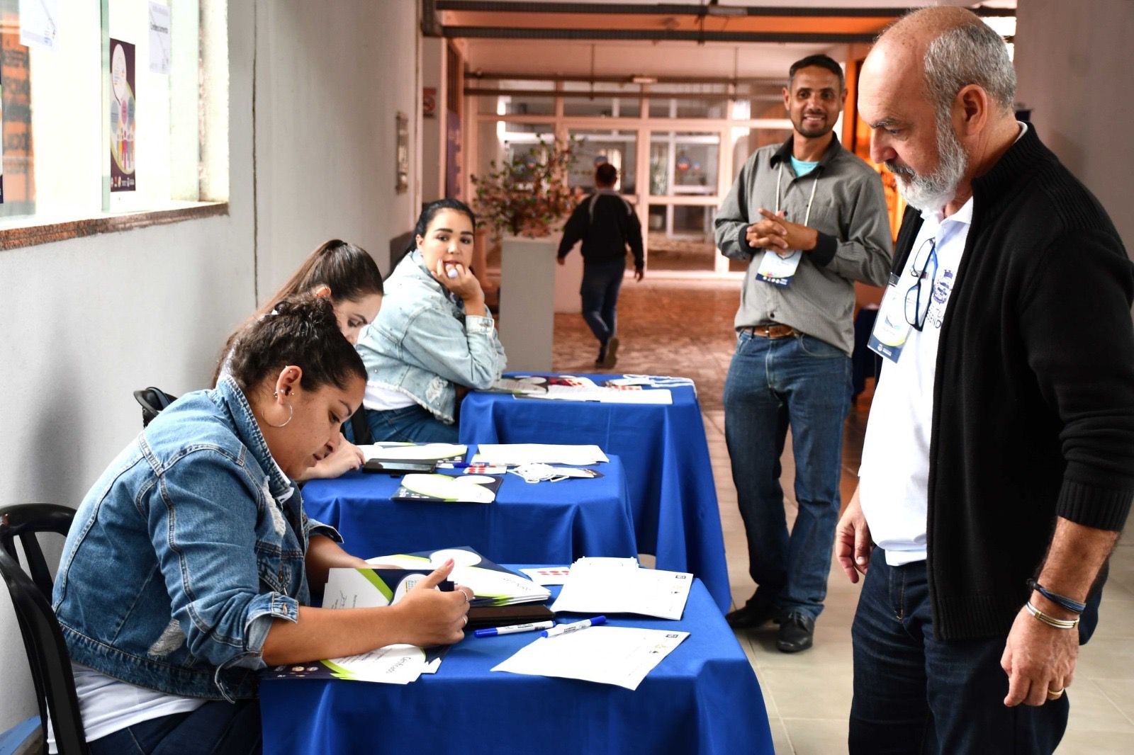 Resende amplia ações de cidadania e registra crescimento de 83% nos atendimentos sociais em 2025