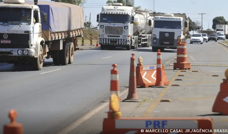 PRF: quase 44% das mortes nas estradas envolvem veículos de carga
