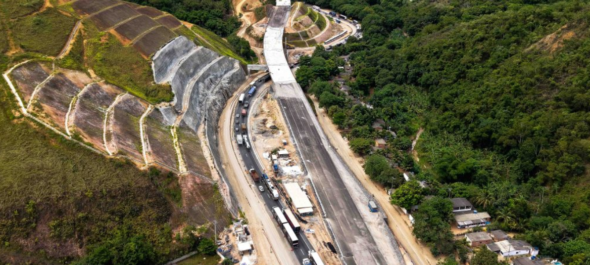 Detonações de rochas seguem na Serra das Araras com interdições programadas