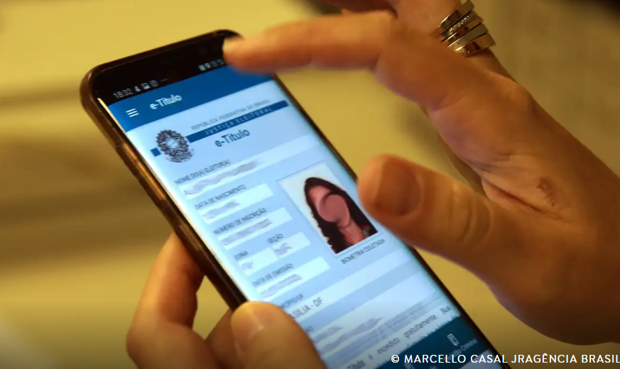 Eleitor tem um mês para regularizar pendências e ficar apto a votar