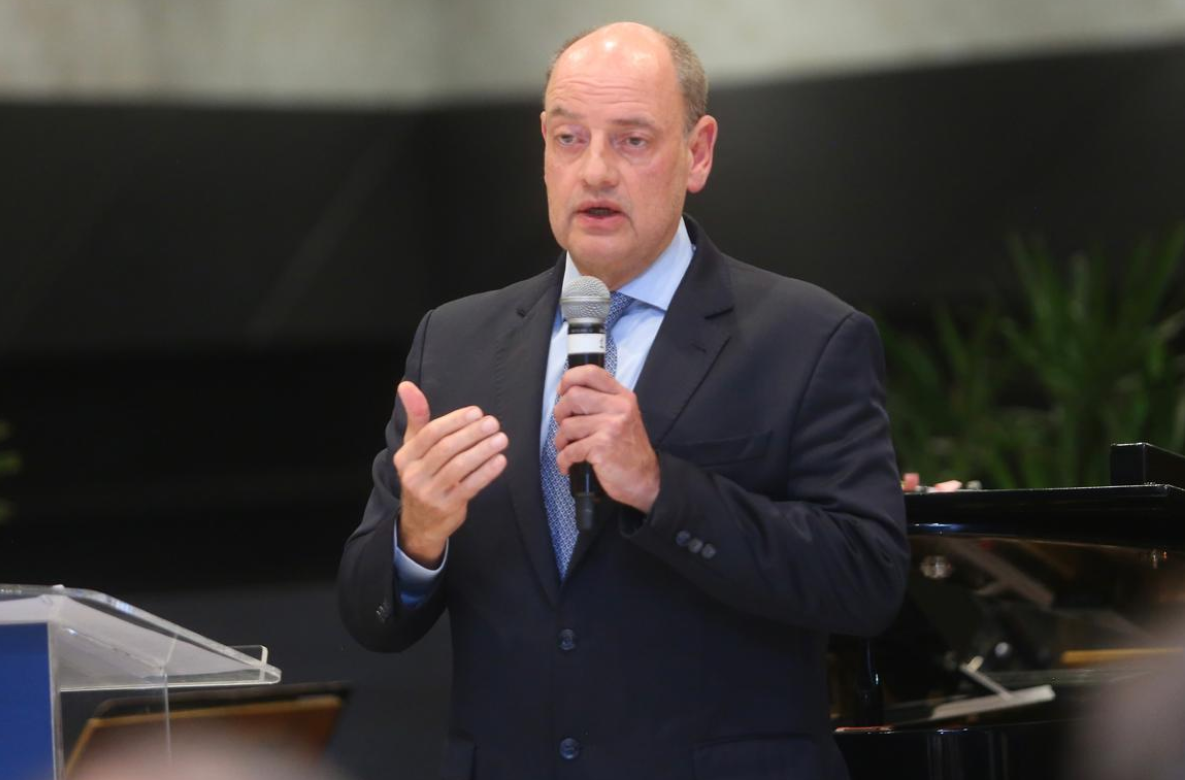 Governador em exercício Ricardo Couto recebe o novo presidente da Alerj