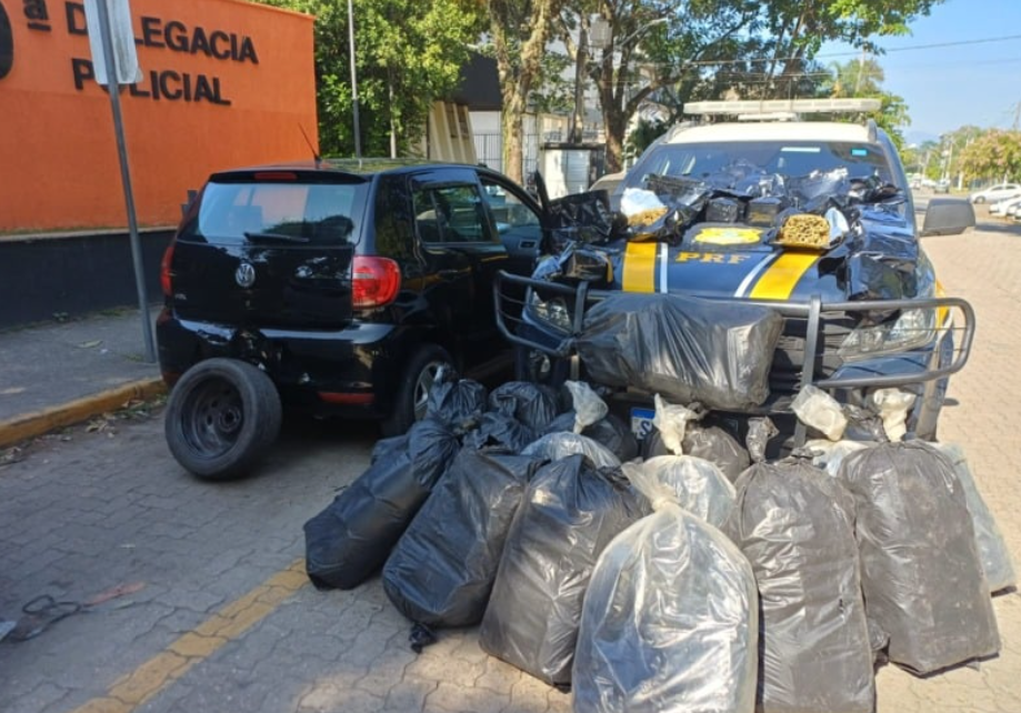 PRF apreende quase 100 kg de maconha durante feriado em Resende