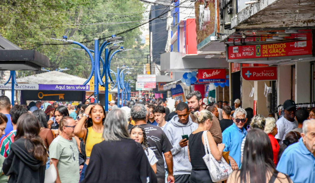 Mega Sábado de Compras movimenta Resende com atrações e promoções para o Dia das Mães
