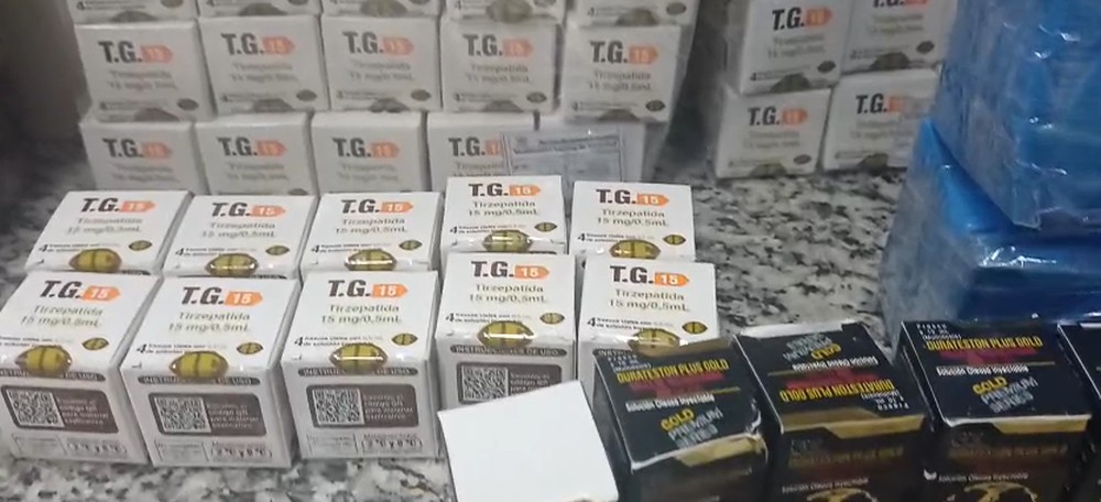 Carga de medicamentos emagrecedores e anabolizantes é apreendida em ônibus na Via Dutra, em Barra Mansa