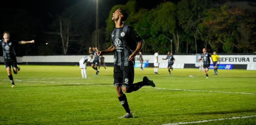 Resende vence o Americano e abre vantagem na final da Série A2 do Carioca