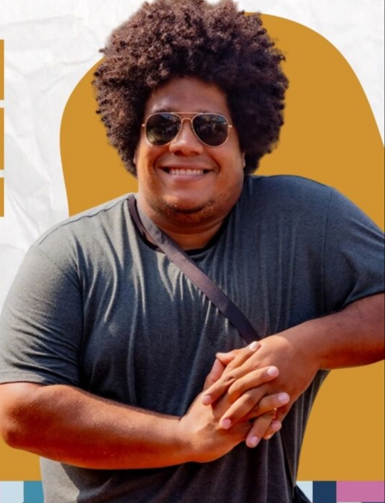 FeirArte de Quatis movimenta o Centro com artesanato, gastronomia e música ao vivo neste sábado