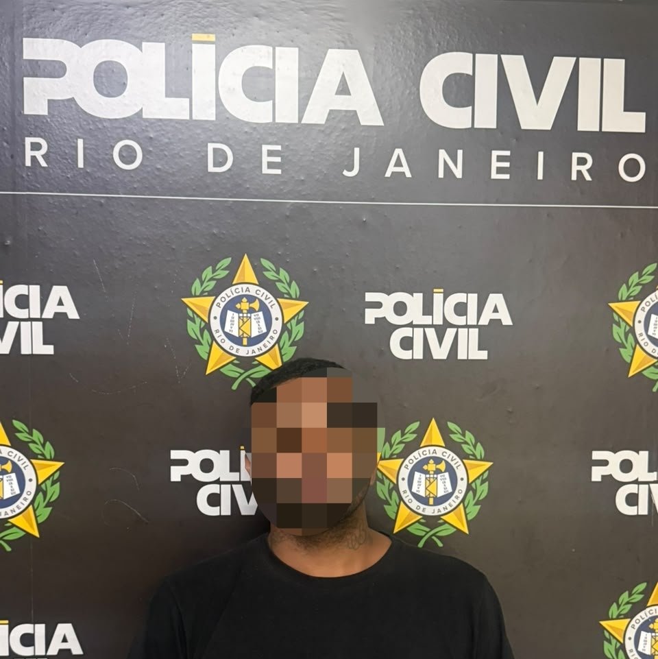 Motociclista é detido após circular sem placa e desobedecer ordem de parada no Centro de Barra Mansa