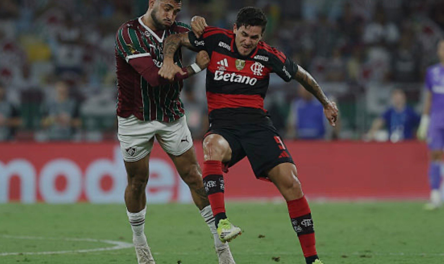 Flamengo e Fluminense disputam clássico neste domingo no Maracanã